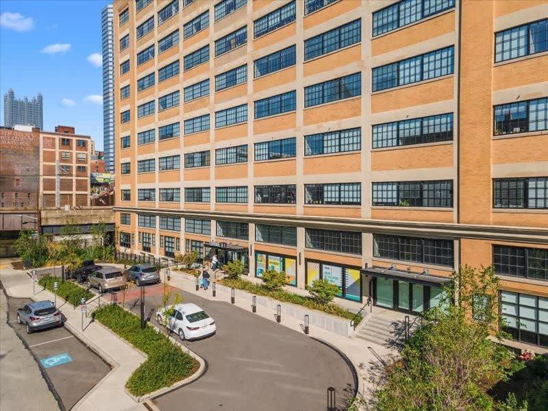 Cozysuites Roomy 1Br, Downtown Pittsburgh Exterior photo